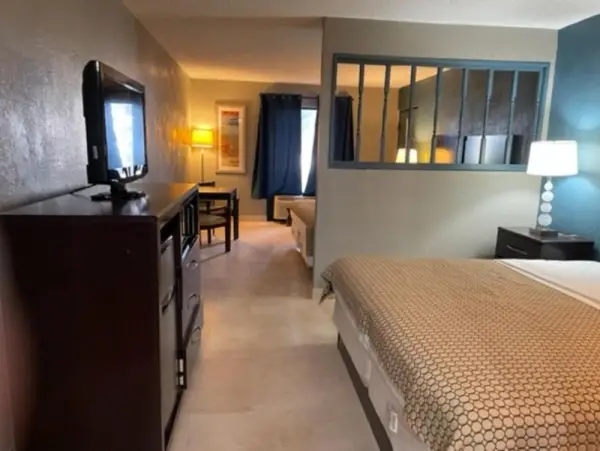 Guest Inn Lake City 7