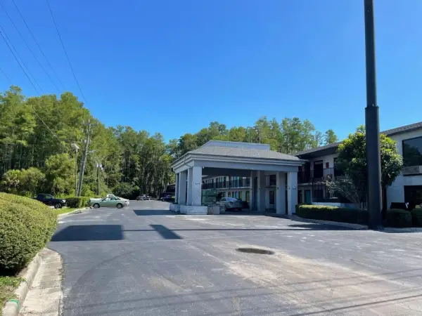 Guest Inn Lake City 4